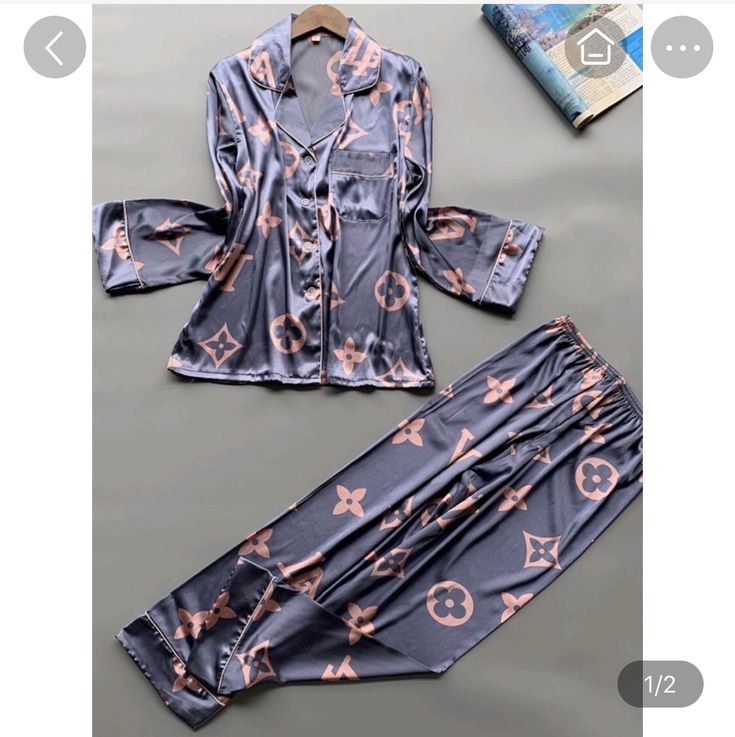 Limited Edition Louis Vuitton Long Pajama - DN9060630