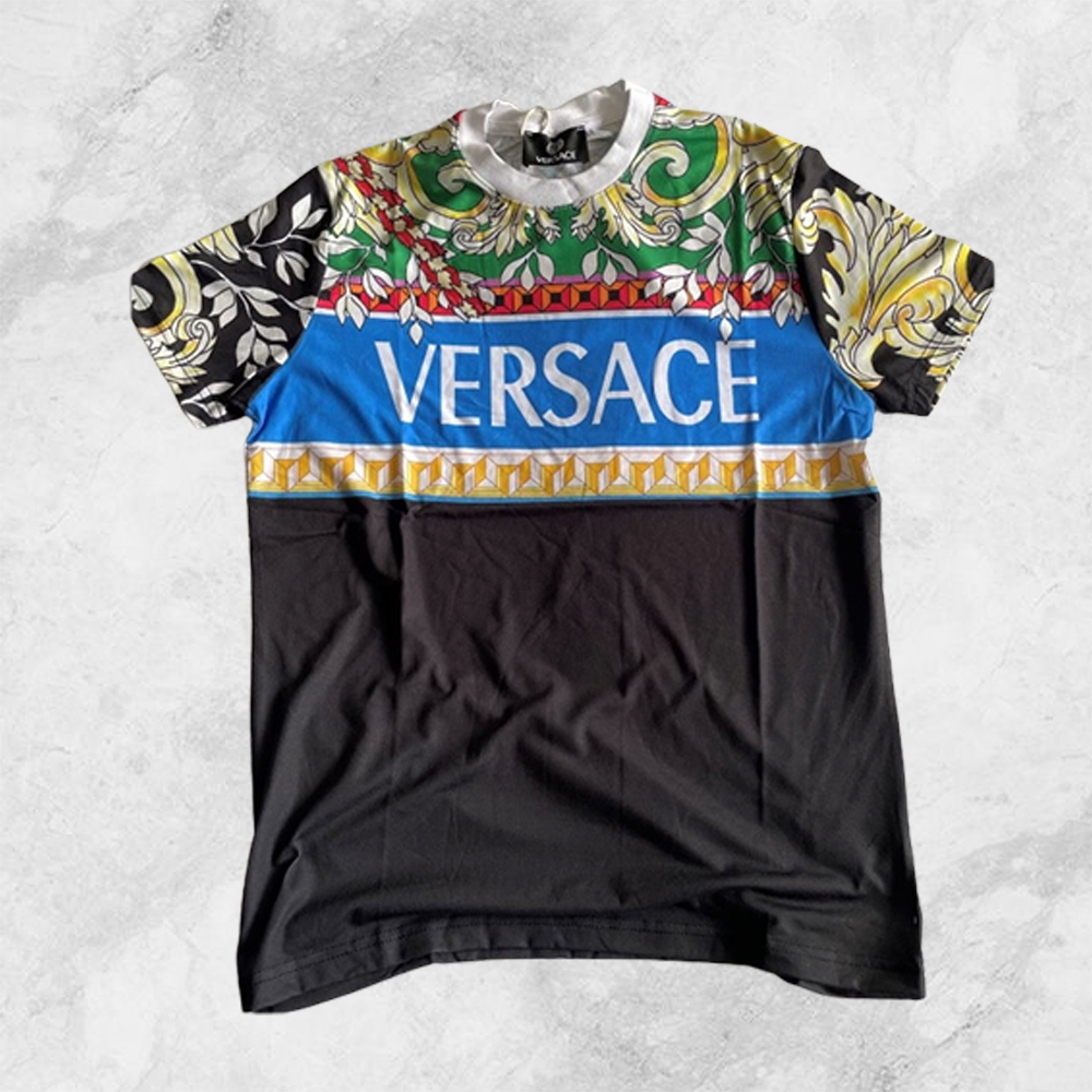Limited Edition Versace T-Shirt N0236