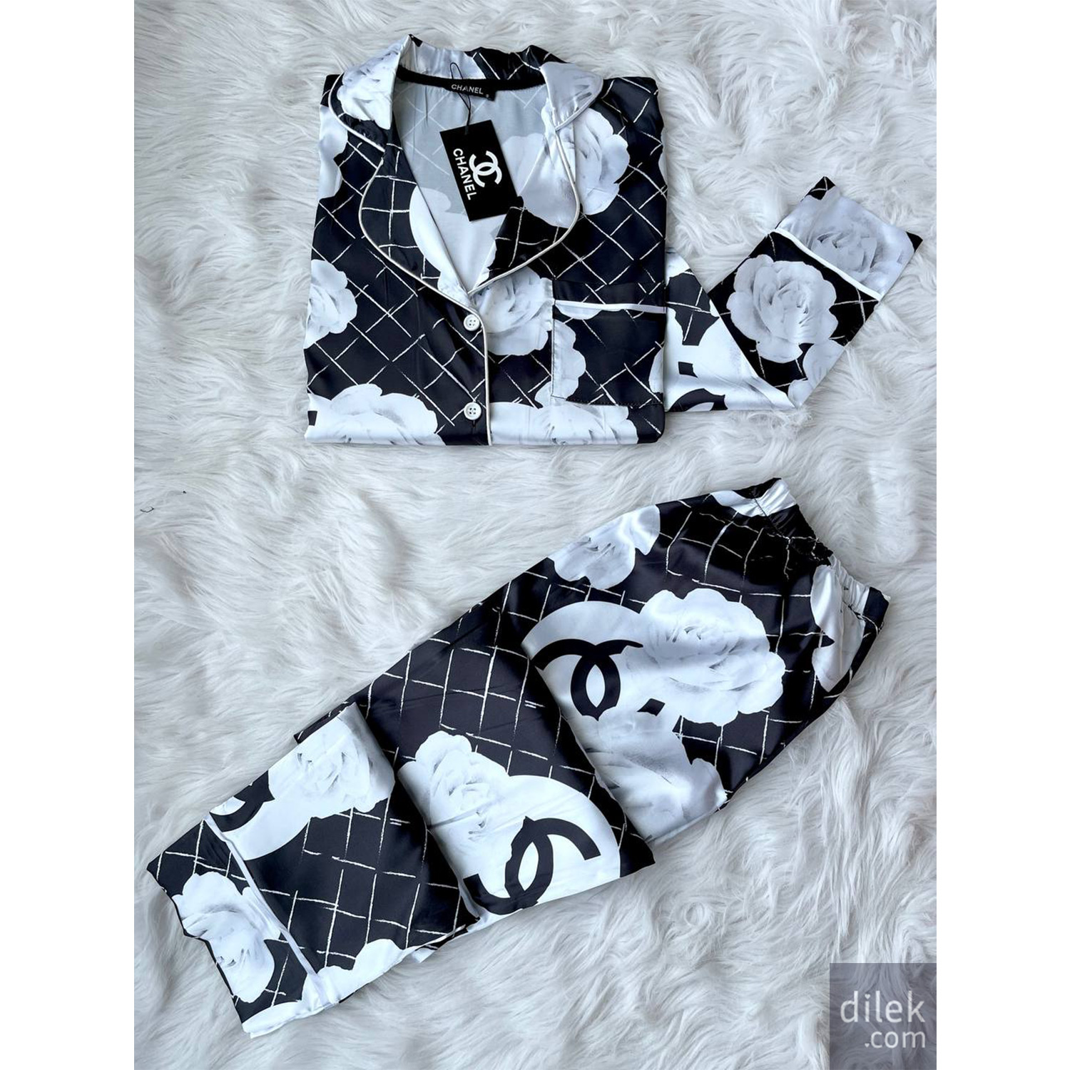 Limited Edition Chanel Long Pajama - DN9060611
