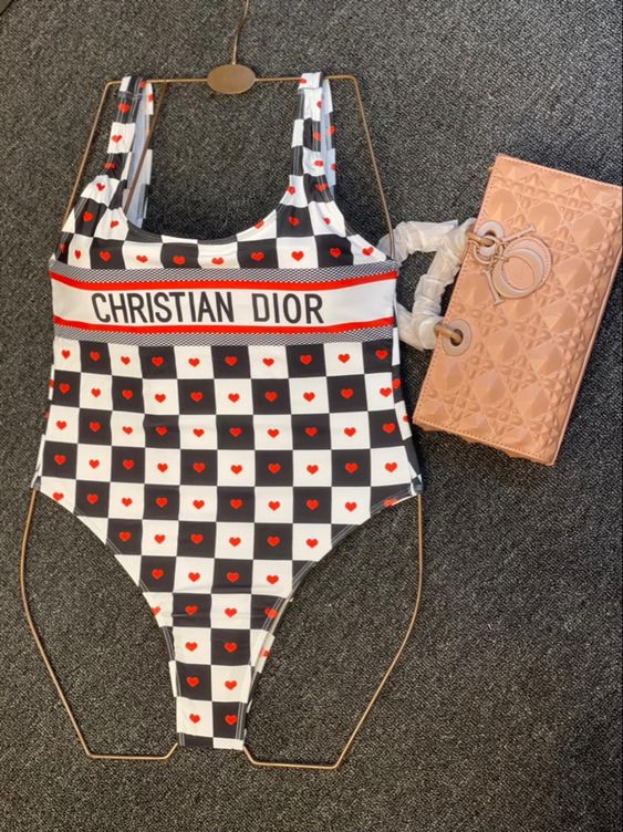 Christian Dior swimwear beachwear summer 2023 HT060702