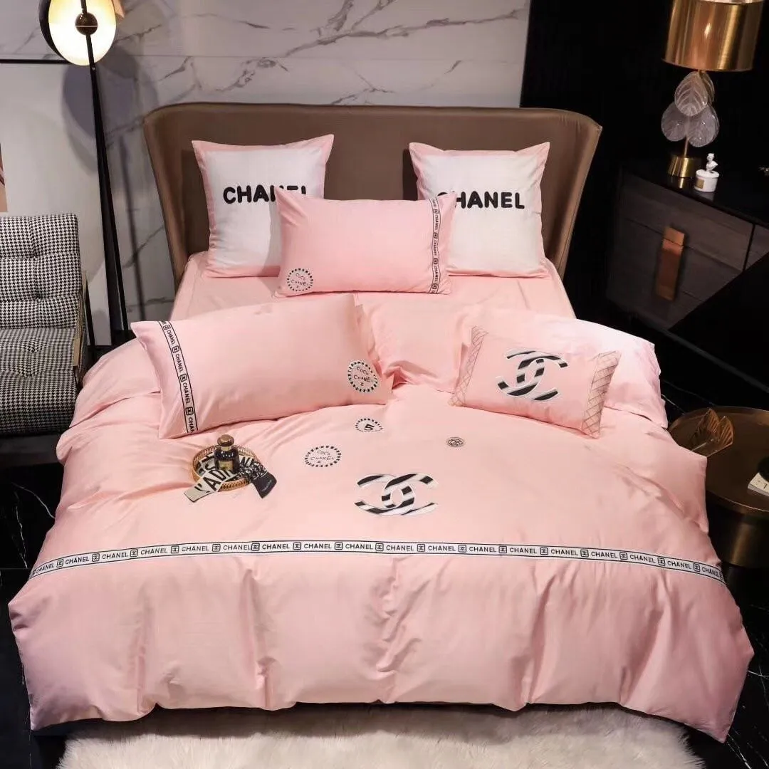 Chanel Bedding Set 108