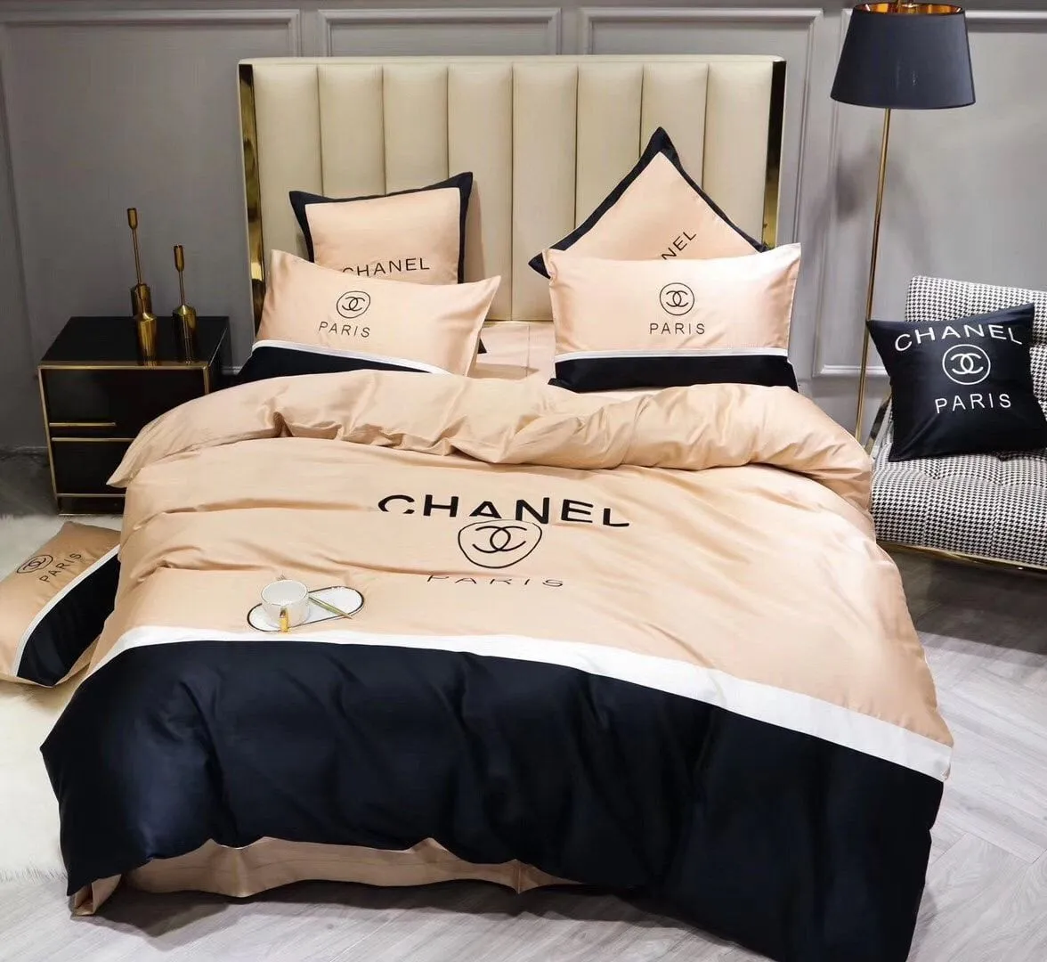 Chanel Bedding Set 109